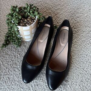 Like new Easy Spirit Black Flats Classic Loafers